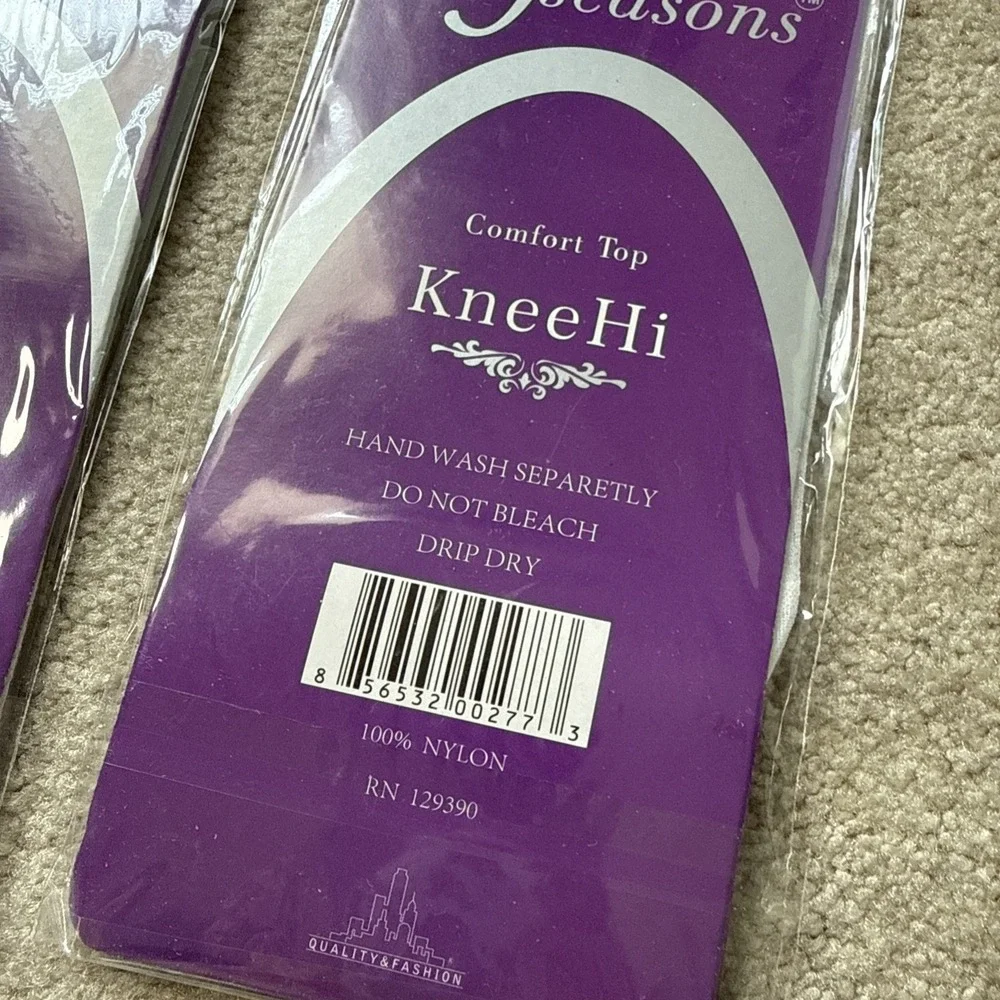 Lot of 4 Four Seasons Sheer KneeHi Comfort Top Stockings, White, Nylon Socks (4)